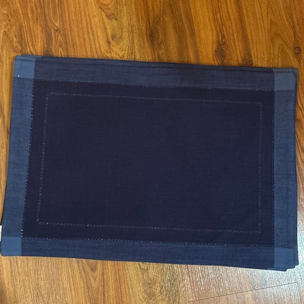 6 New Pier 1 imports navy denim six placemats